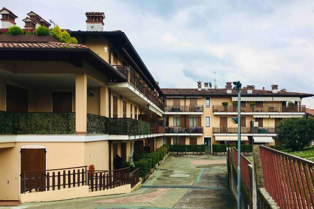 La Petite Maison De Stephanie Clusane Εξωτερικό φωτογραφία